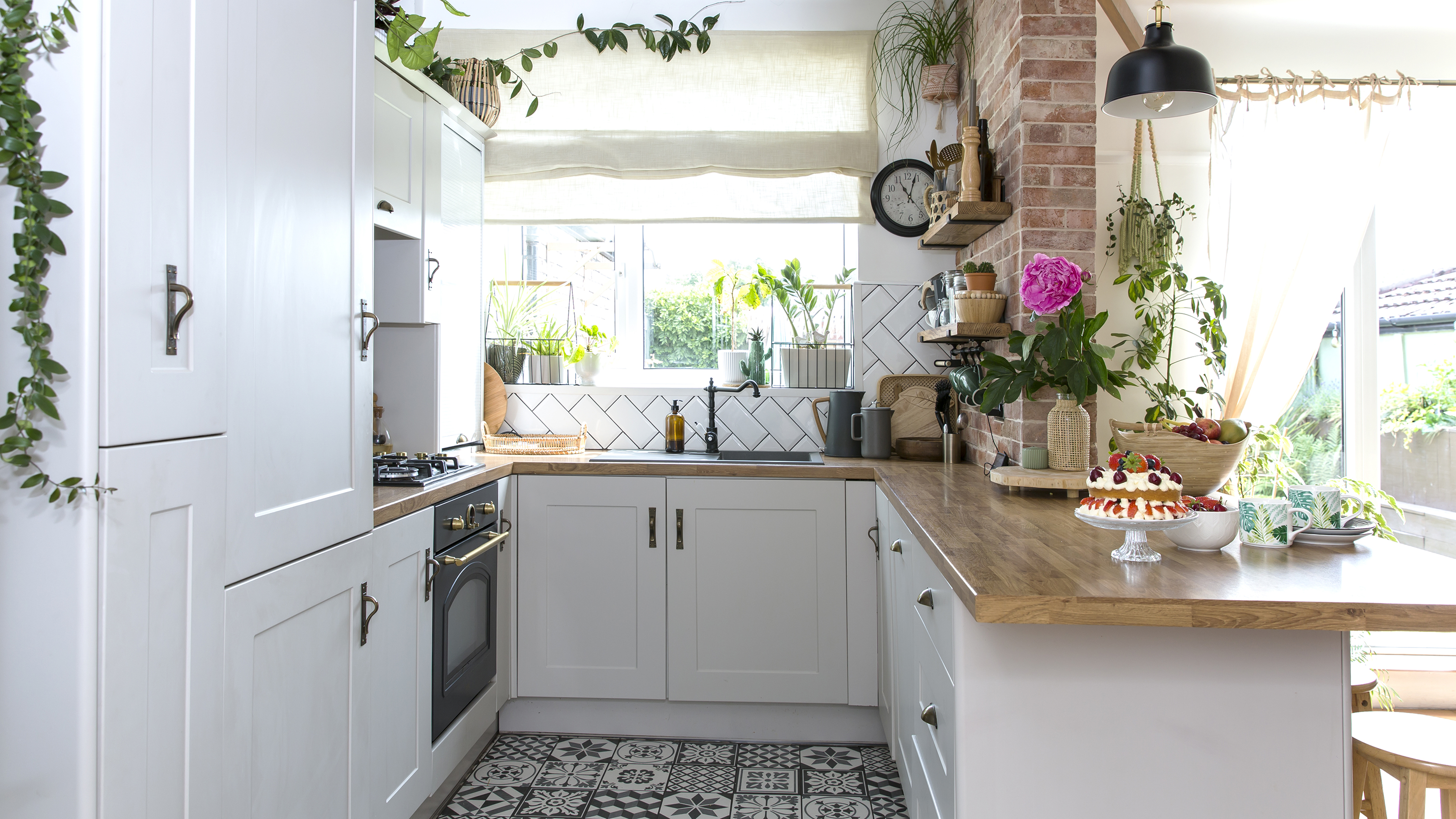 Peninsula Kitchen Design